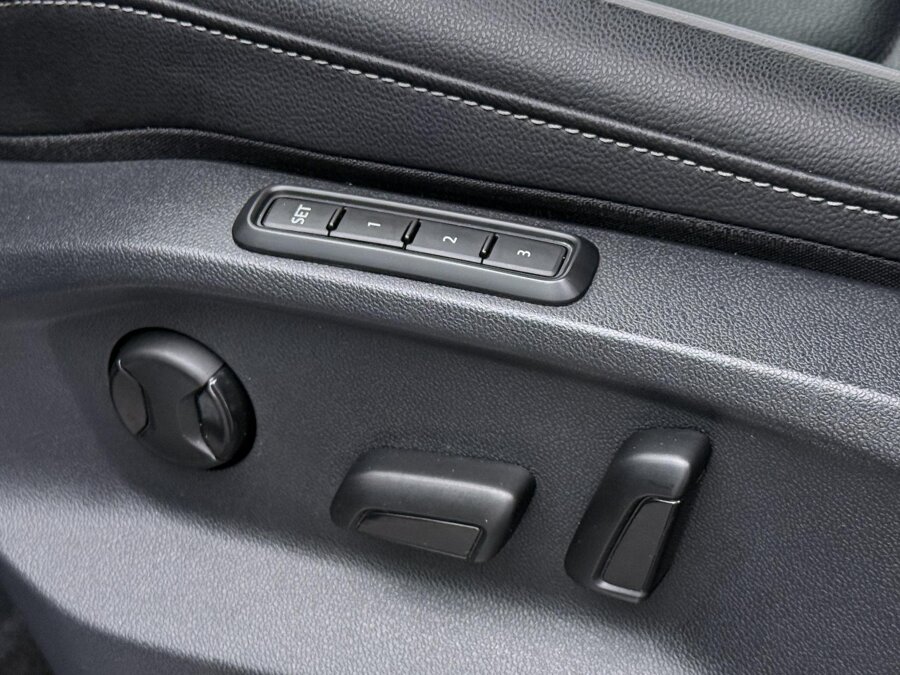 Volkswagen Tiguan 1.4 TSI eHybrid R-Line Business+