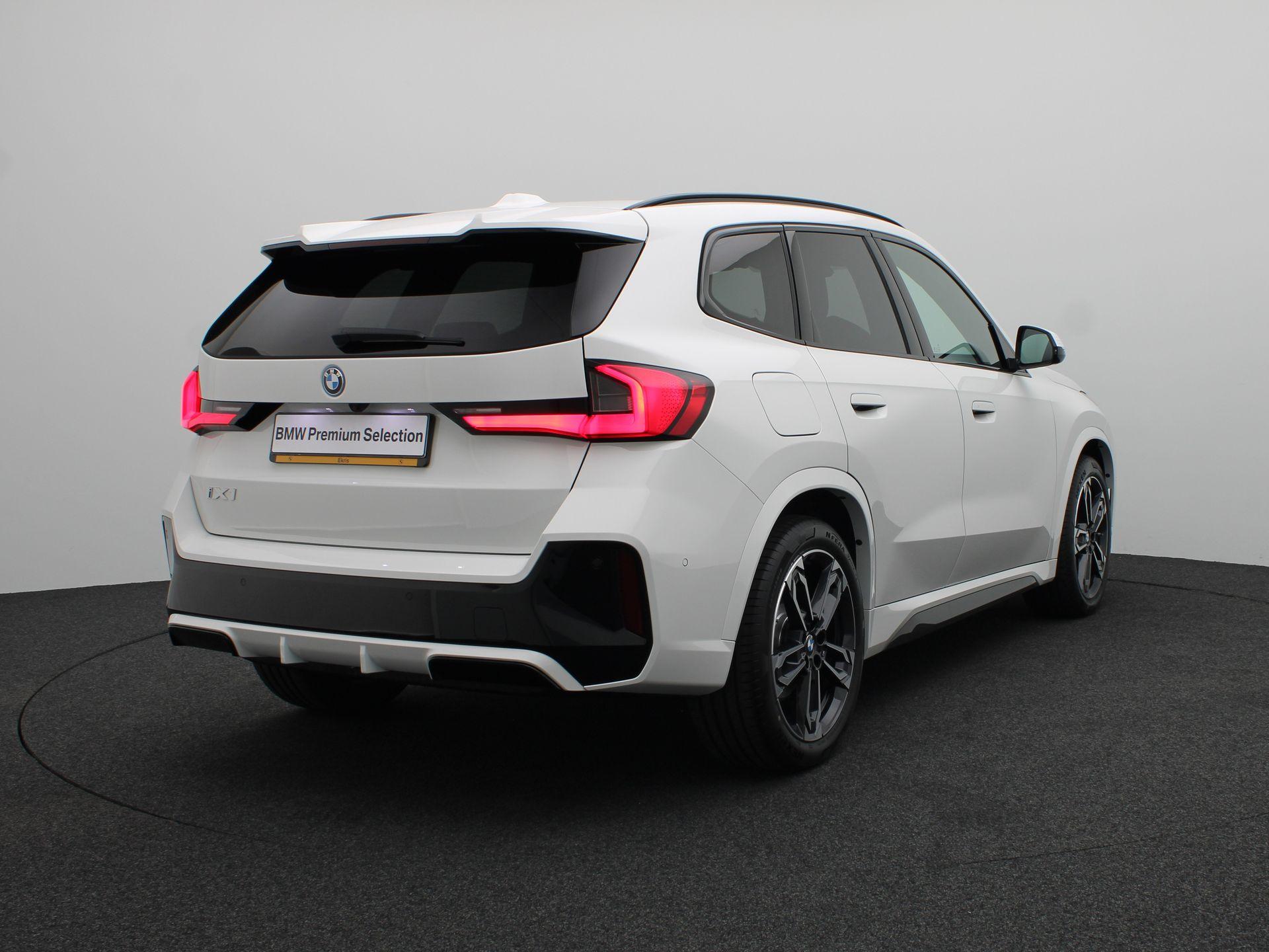 BMW iX1 eDrive20 - Afbeelding 2
