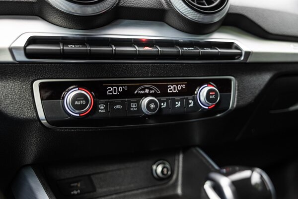 airco (automatisch) airco (automatisch)