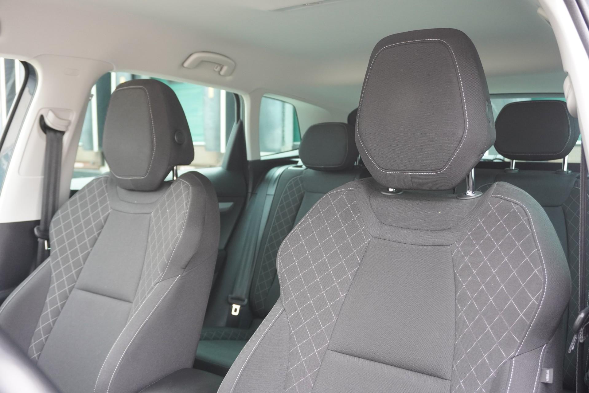 Skoda Karoq 1.5 TSI 150pk DSG ACT Business Edition - Afbeelding 4