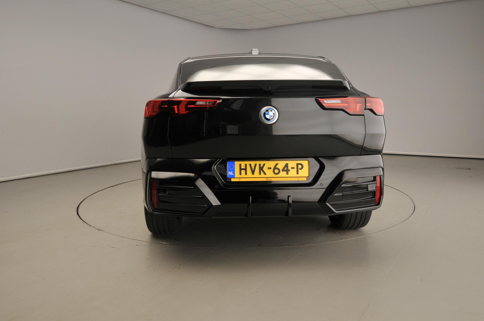 BMW iX2 eDrive20 - Afbeelding 3