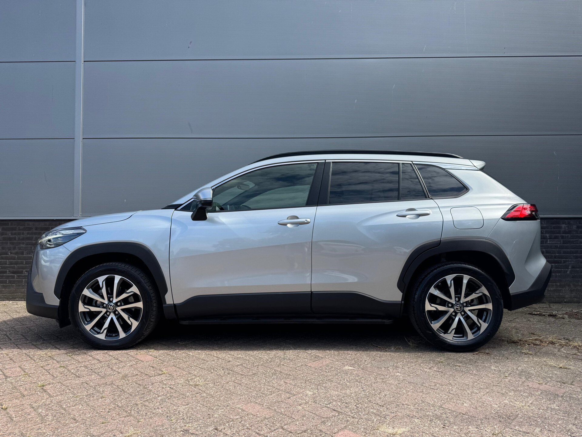 Toyota Corolla Cross 2.0 High Power Hybrid First Edition - Afbeelding 2