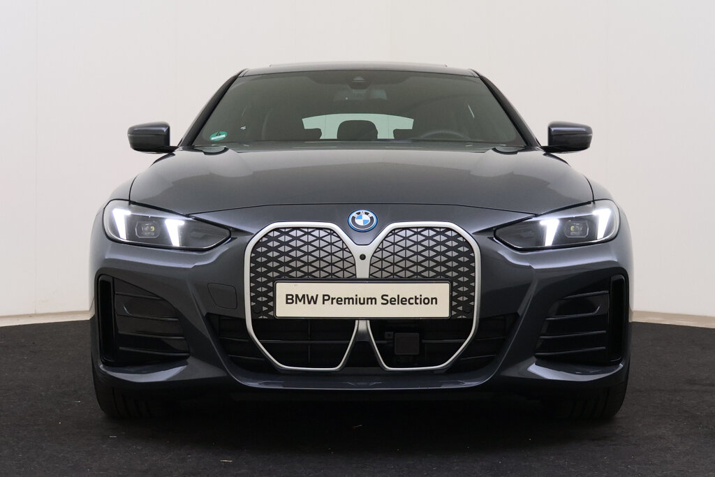 BMW i4 4