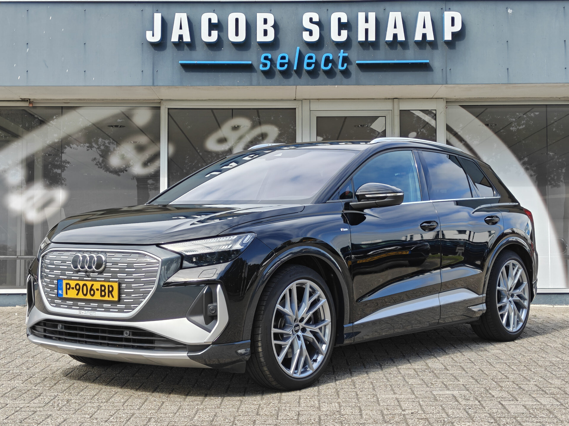 Audi Q4 e-tron 40 Launch Edition S Competition 77 kWh