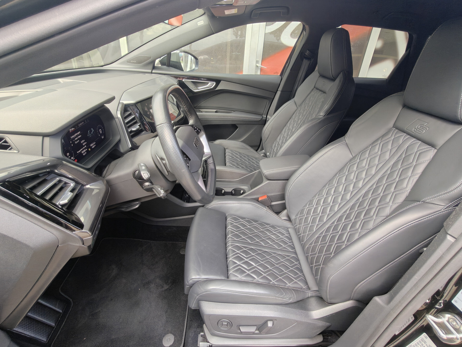 Audi Q4 e-tron 40 Launch Edition S Competition 77 kWh - Afbeelding 5