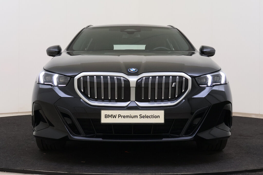 BMW i5 4