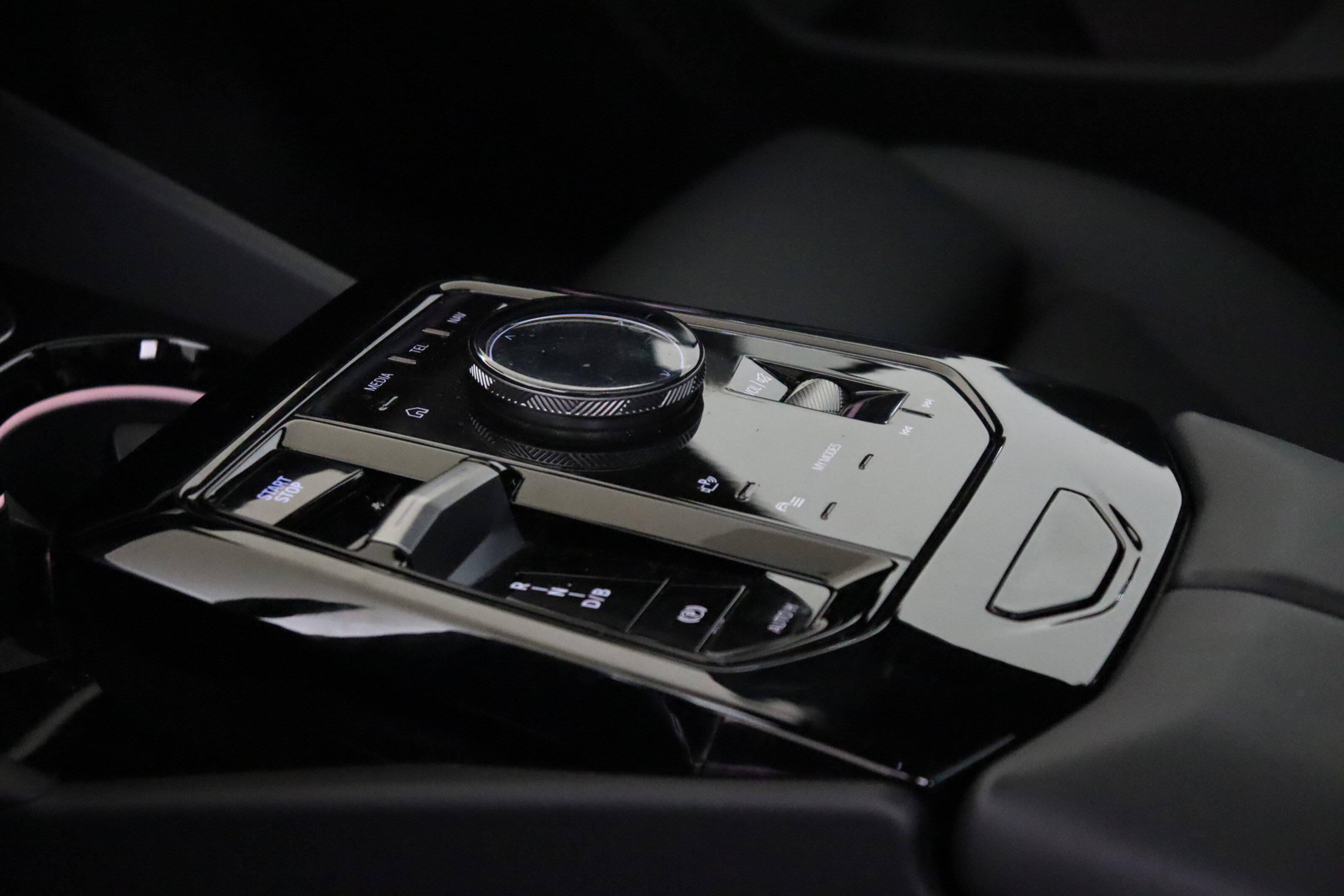 BMW i5 6