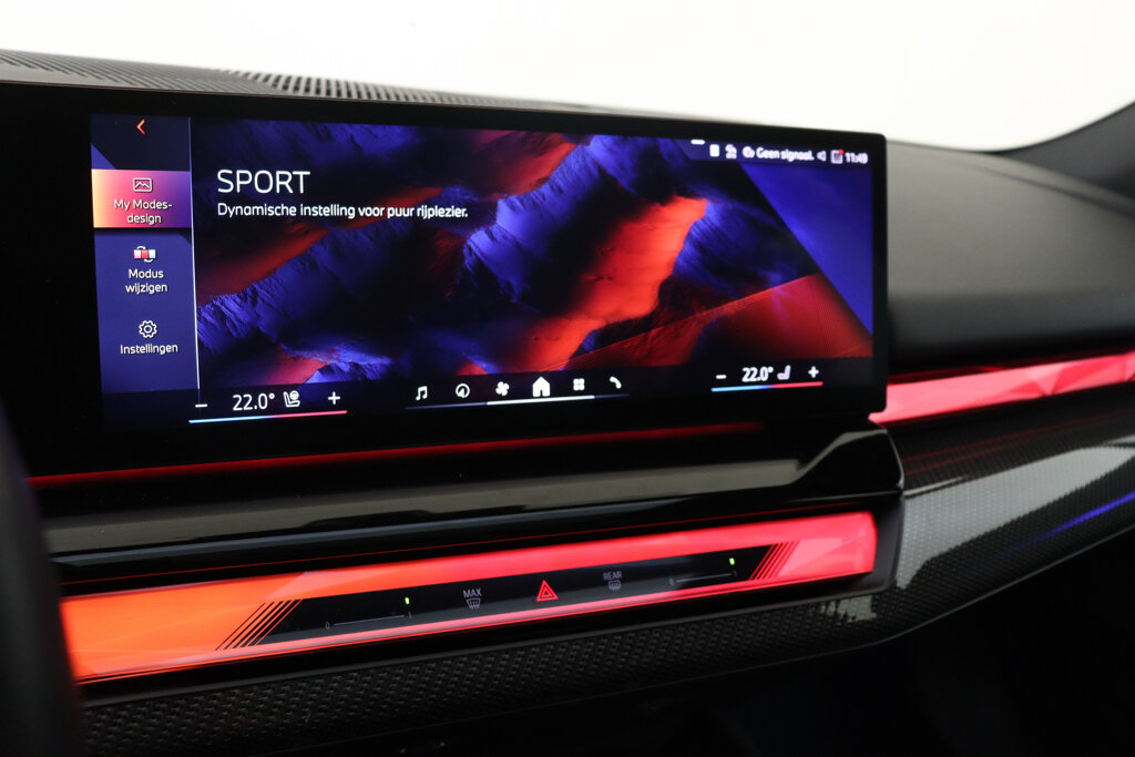 BMW i5 37