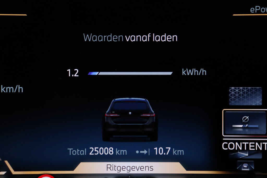 BMW i5 42