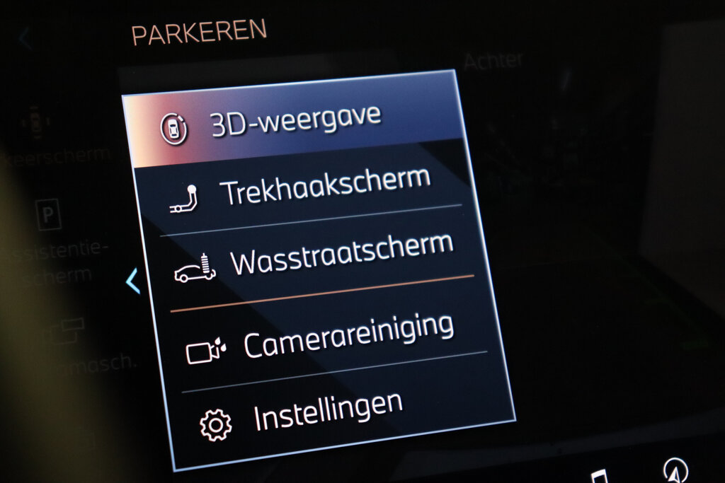 BMW i5 63