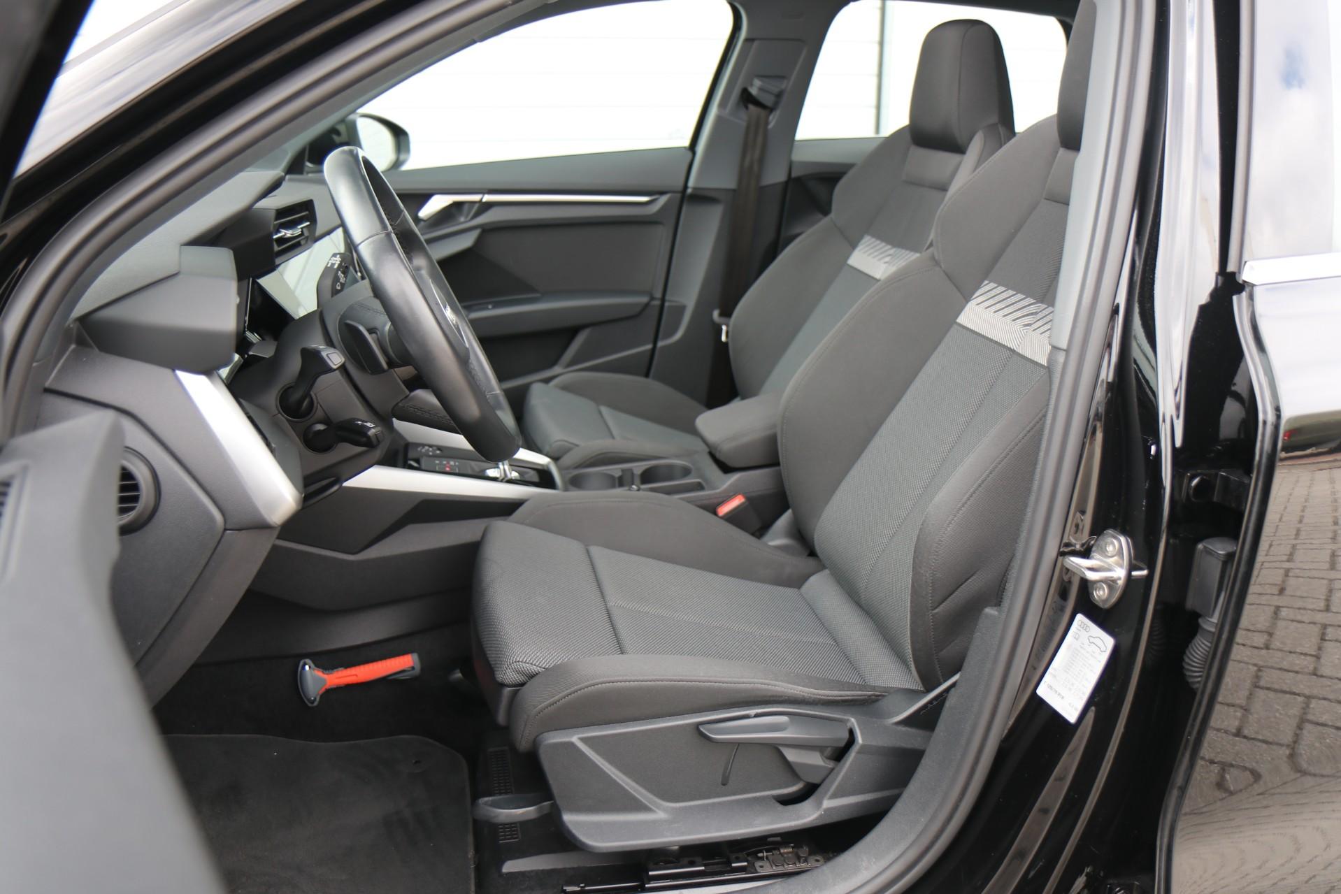 Audi A3 Sportback 30 TFSI 110pk S-tronic Business edition - Afbeelding 4