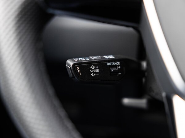 cruise control adaptief met Stop&Go cruise control adaptief met Stop&Go
