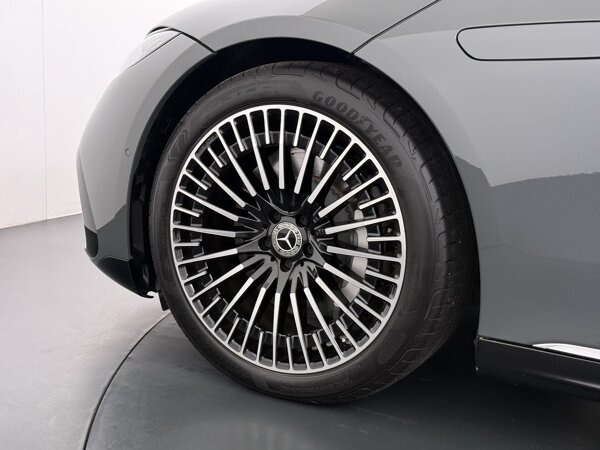 21" multispaaks lichtmetalen AMG-velgen 21" multispaaks lichtmetalen AMG-velgen