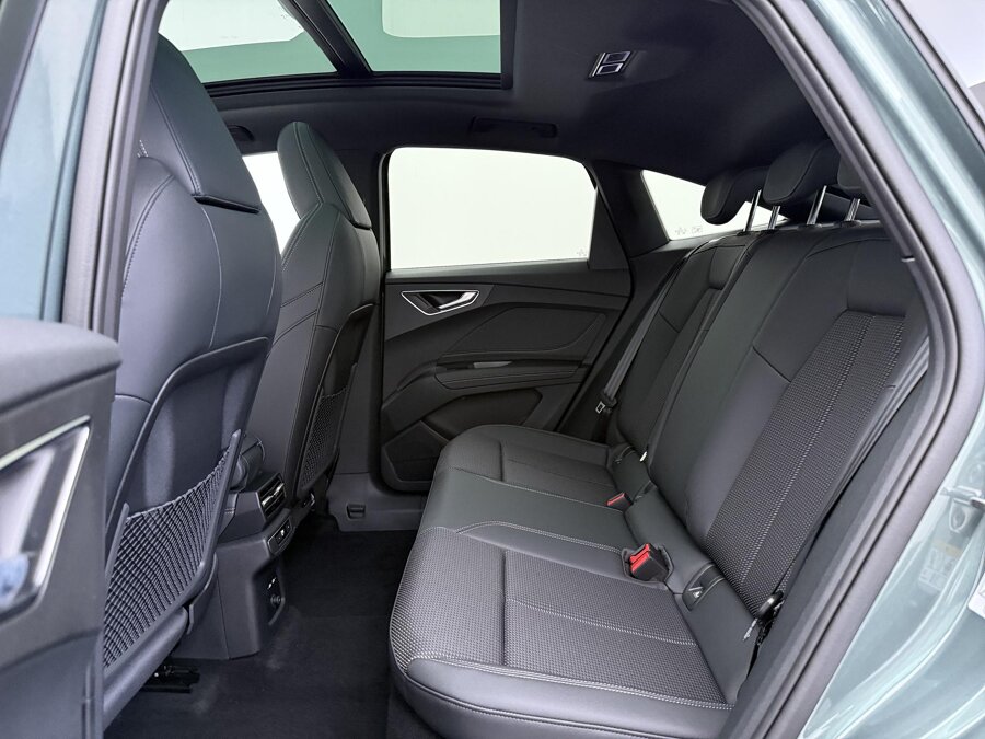 Audi Q4 Sportback e-tron S edition 45 82 kWh 210 kW / 286 PK