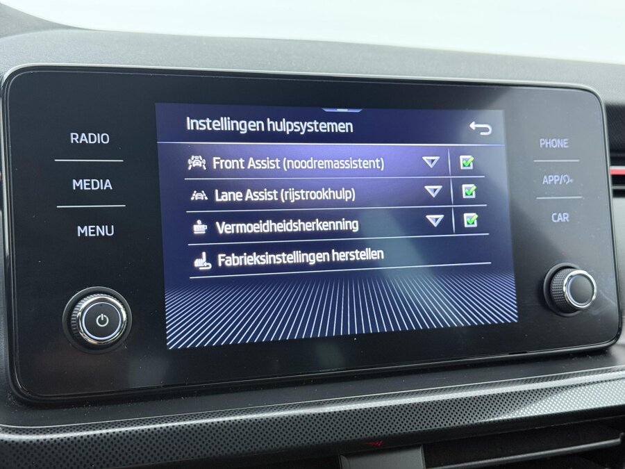 Škoda Scala 1.0 TSI Sport Business