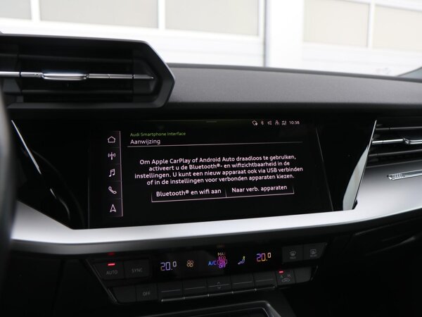 Apple Carplay/Android Auto