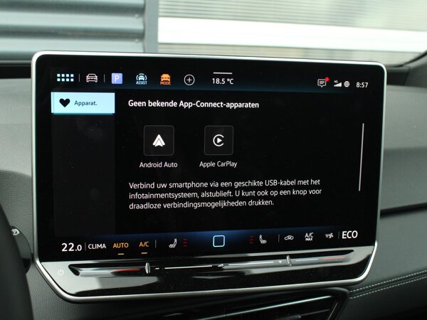 Apple Carplay/Android Auto Apple Carplay/Android Auto