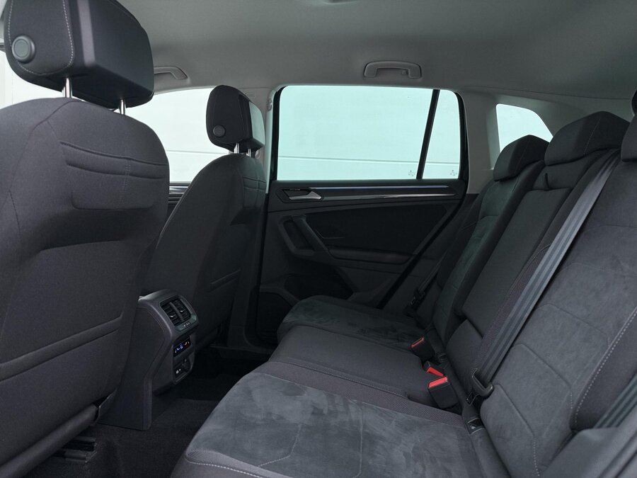 Volkswagen Tiguan 1.4 TSI eHybrid Elegance