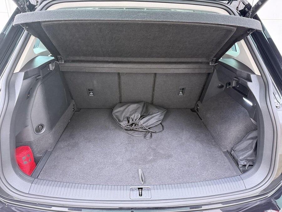 Volkswagen Tiguan 1.4 TSI eHybrid Elegance