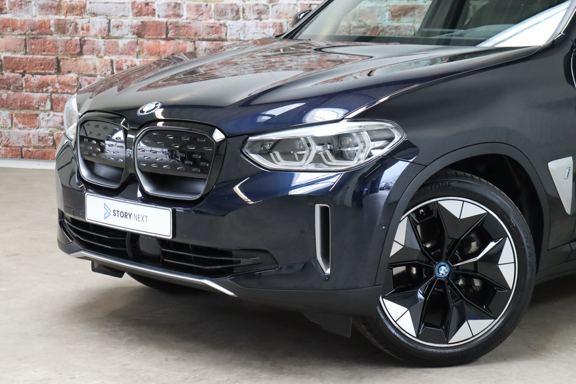 BMW iX3 High Executive 80 kWh Automaat - Afbeelding 2