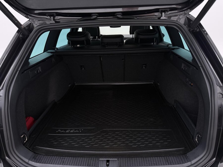 Volkswagen Passat Variant 1.5 TSI R-Line Business