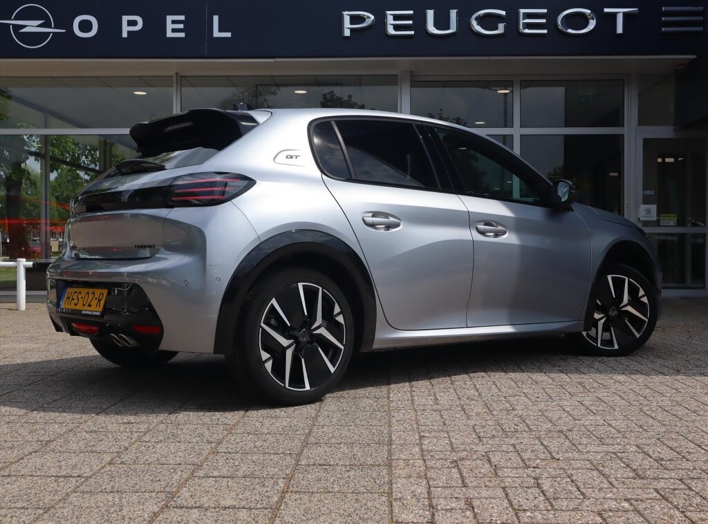 Peugeot 208 GT HYBRID 145pk e-DCS6 automaat, Rijklaarprijs, Camera voor en achter Adaptieve cruise control Keyless entry & start - Afbeelding 4