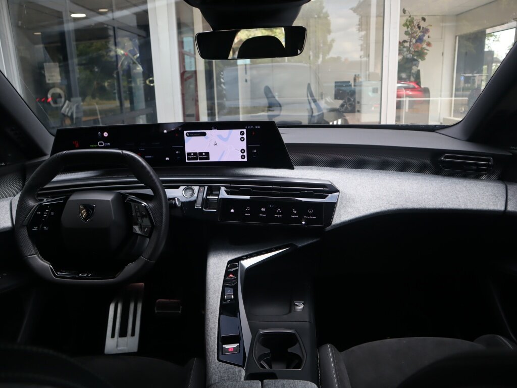 Peugeot e-3008 GT EV 73 kWh 210pk, Rijklaarprijs, 360° Camera 20" Lichtmetalen velgen Warmtepomp - Afbeelding 5