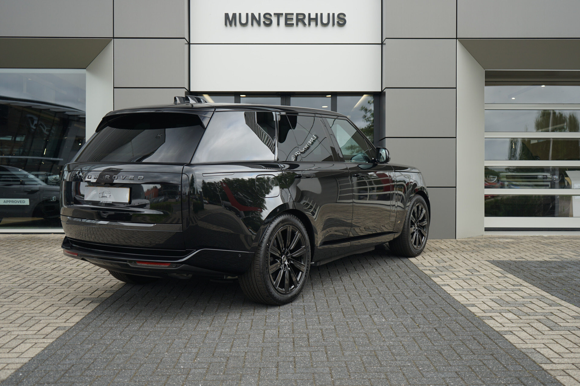 Land Rover Range Rover 3.0 P460e HSE PHEV - Afbeelding 2