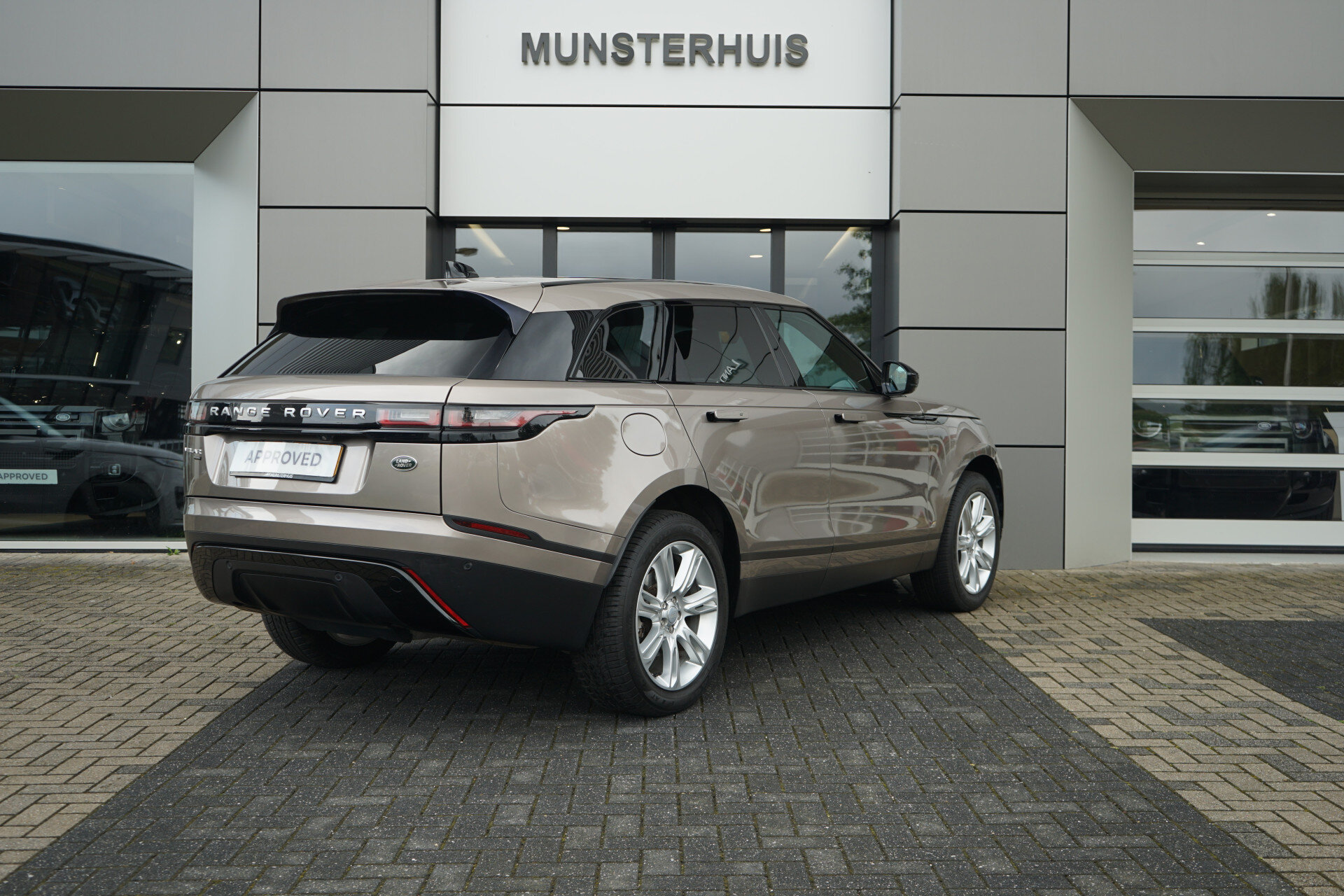 Land Rover Range Rover Velar 2.0 P400e S - Afbeelding 2
