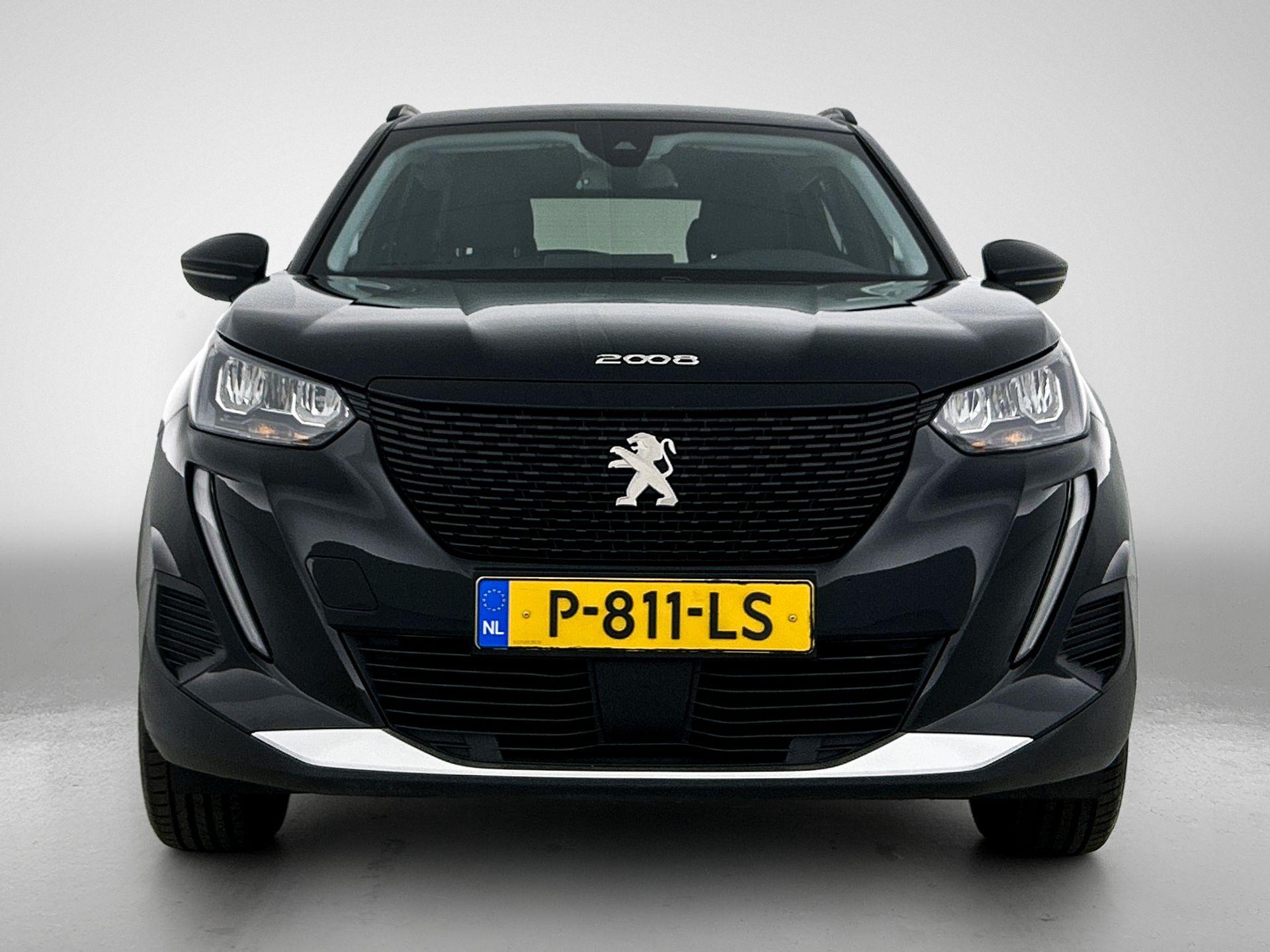 Peugeot e-2008