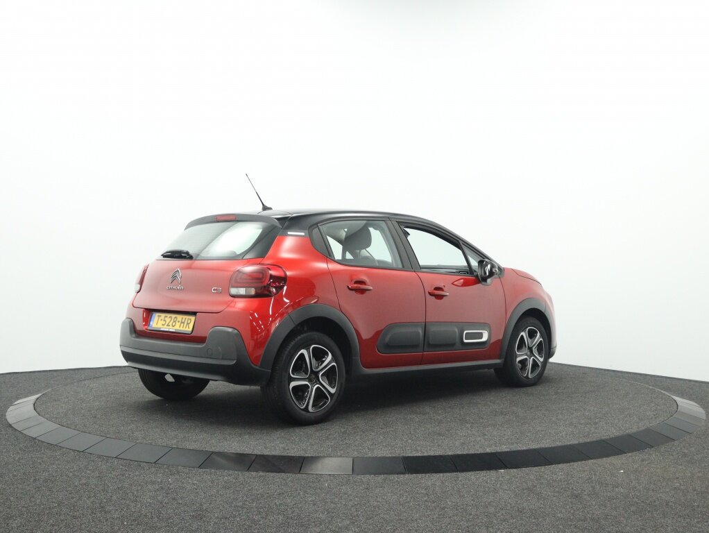 Citroën C3 1.2 PureTech Shine | Navigatie | Camera | Cruise control - Afbeelding 2