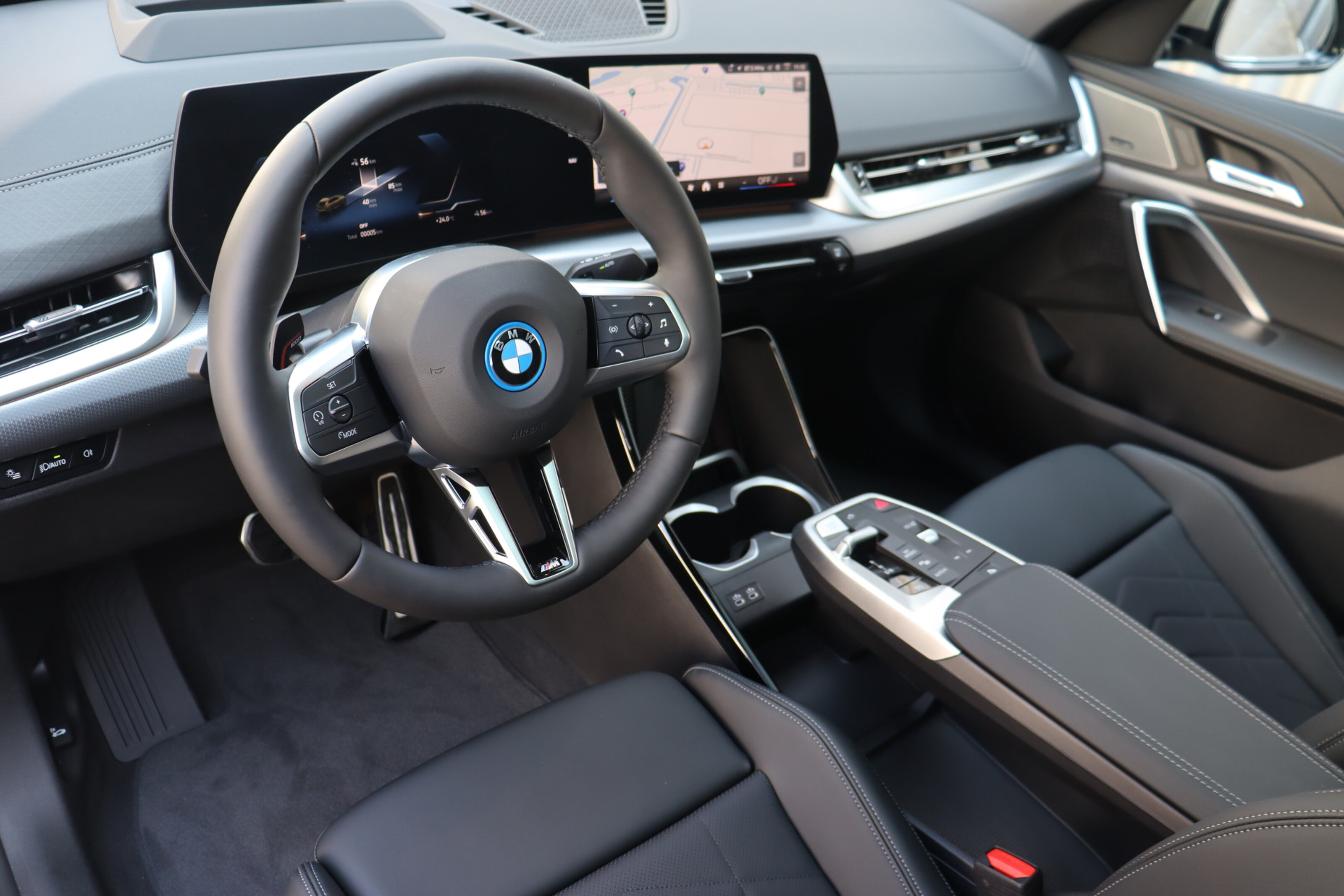BMW iX2 9