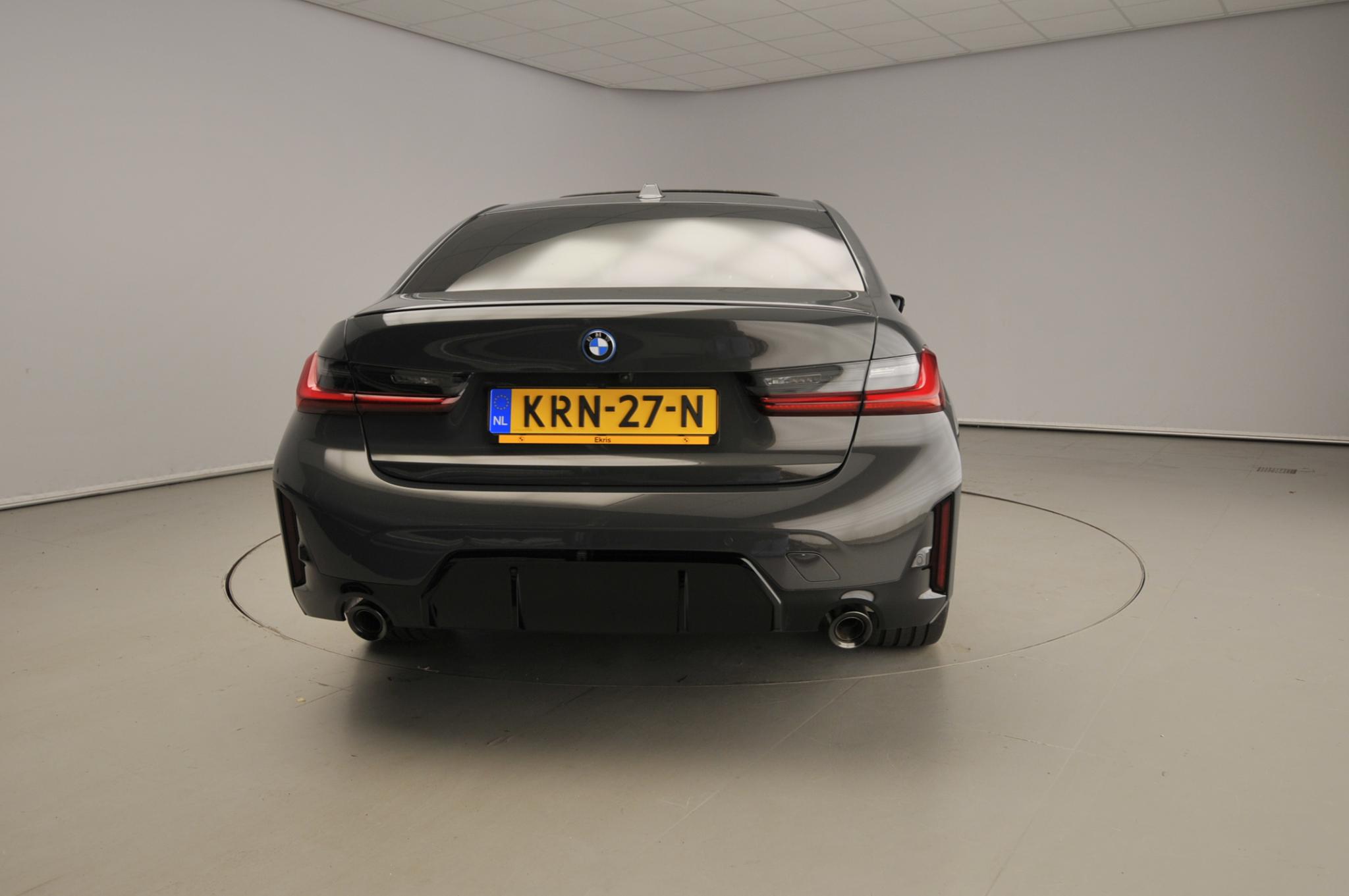 BMW 3 Serie Sedan 330e - Afbeelding 3