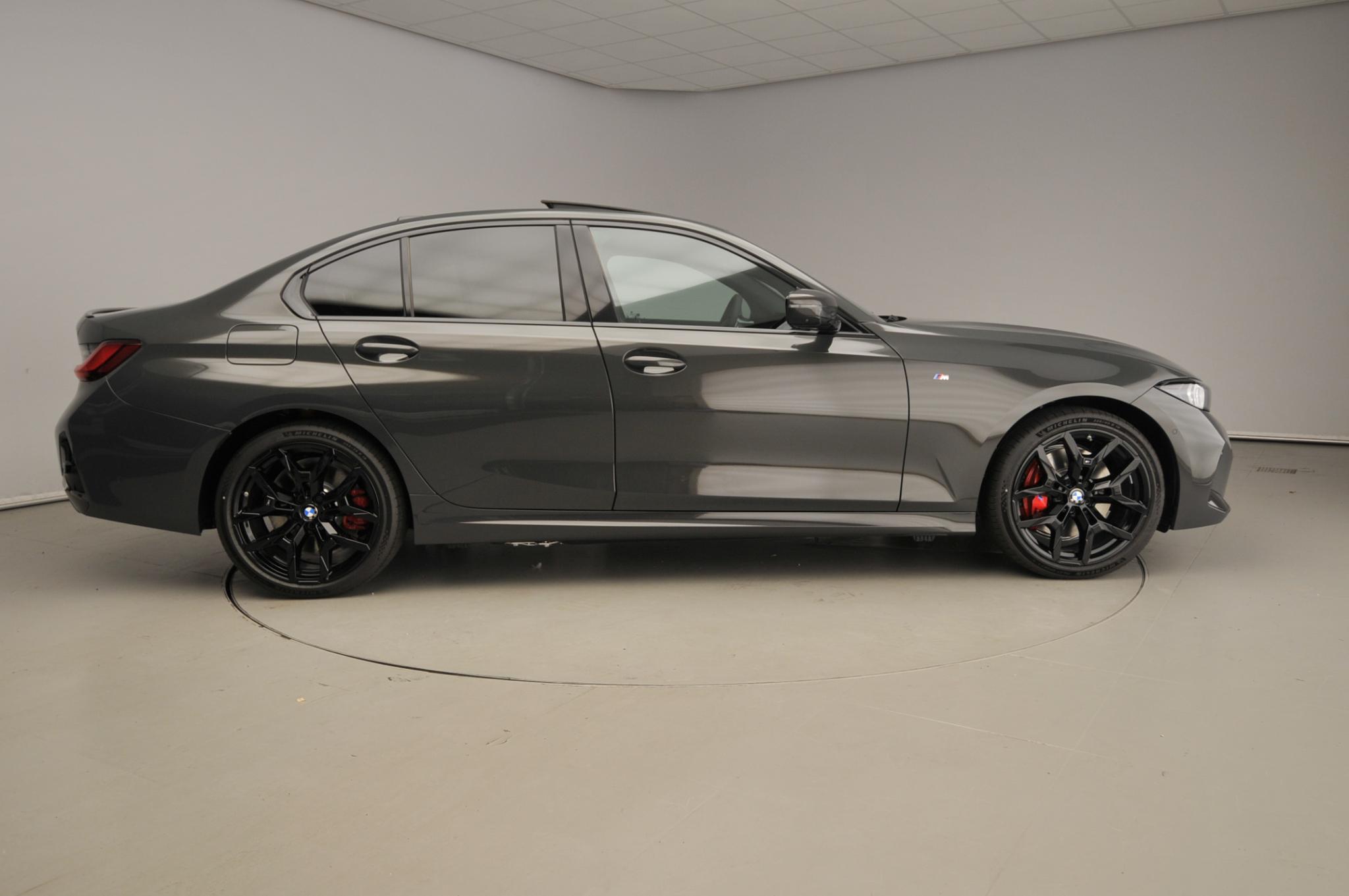 BMW 3 Serie Sedan 330e - Afbeelding 4