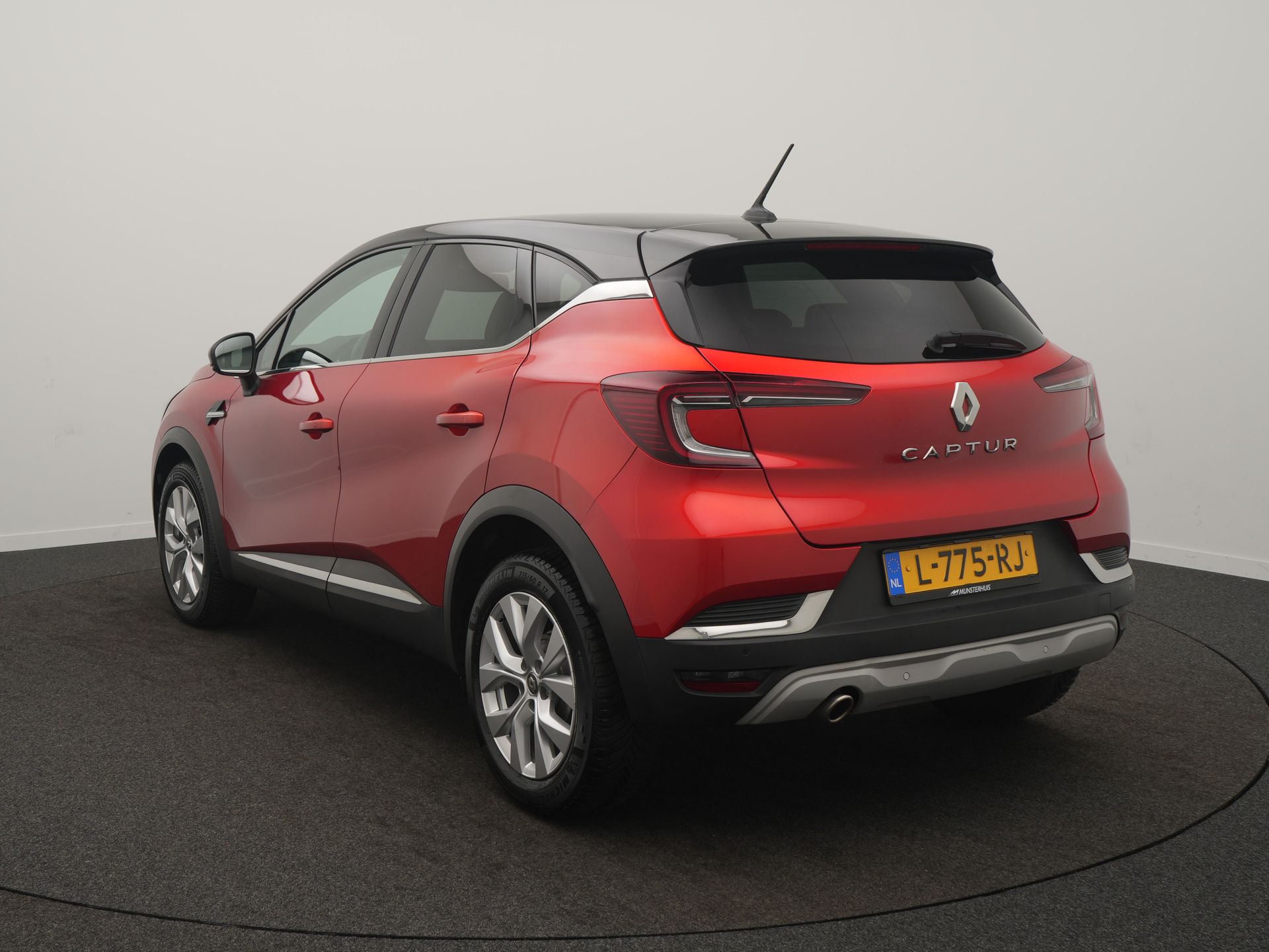 Renault Captur 1.3 TCe 140 Intens EDC - Afbeelding 3