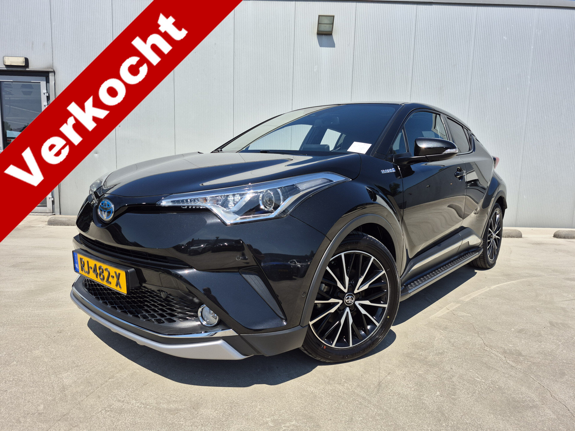Toyota C-HR 1.8 Hybrid Black Edition