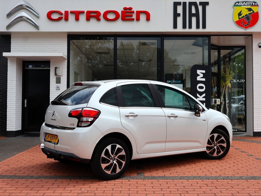 Citroën C3 PureTech S&S 82PK ETG5 Automaat Exclusive, Rijklaarprijs | Climate Control | Apple Carplay AndroidAuto| Trekhaak | USB - Afbeelding 4