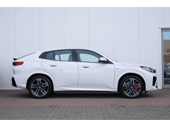BMW iX2 xDrive30 67 kWh - Afbeelding 5