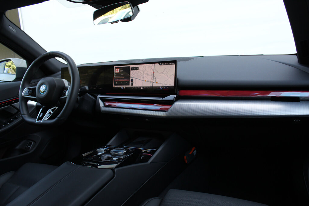 BMW i5 13