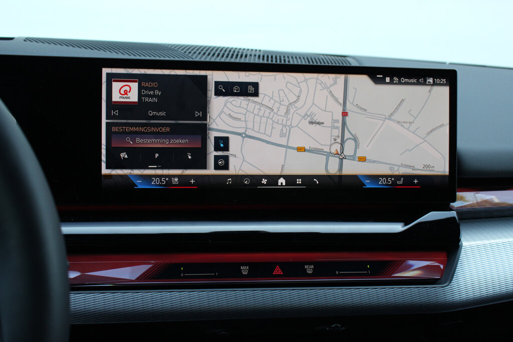 BMW i5 22