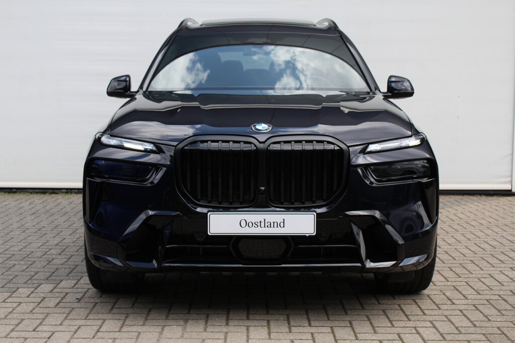 BMW X7 4