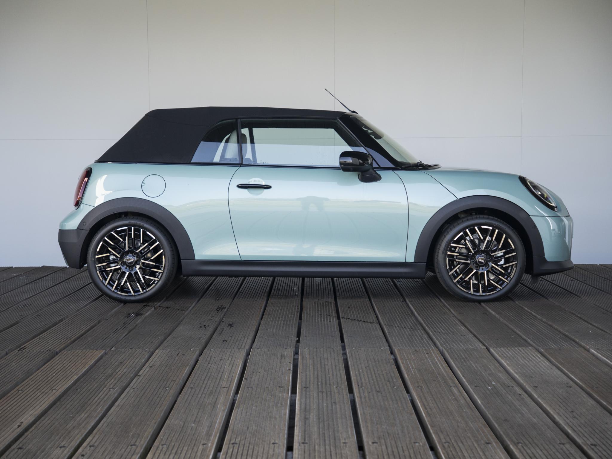 MINI Cabrio