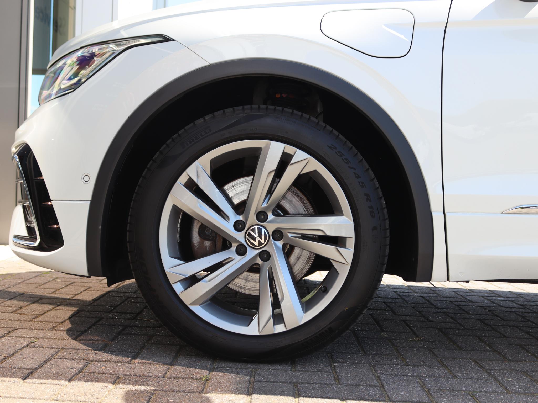 Volkswagen Tiguan 1.4 TSI 245 pk DSG eHybrid R-Line - Afbeelding 2