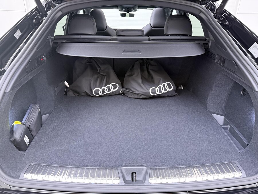 Audi Q5 Sportback S edition Competition 2.0 e-hybrid 270 kW / 367 PK