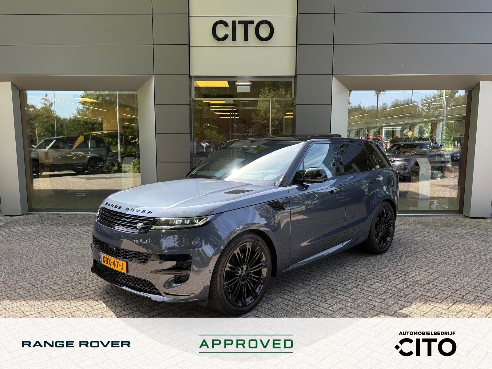 Land Rover Range Rover Sport P460e AWD PHEV Momentum Edition