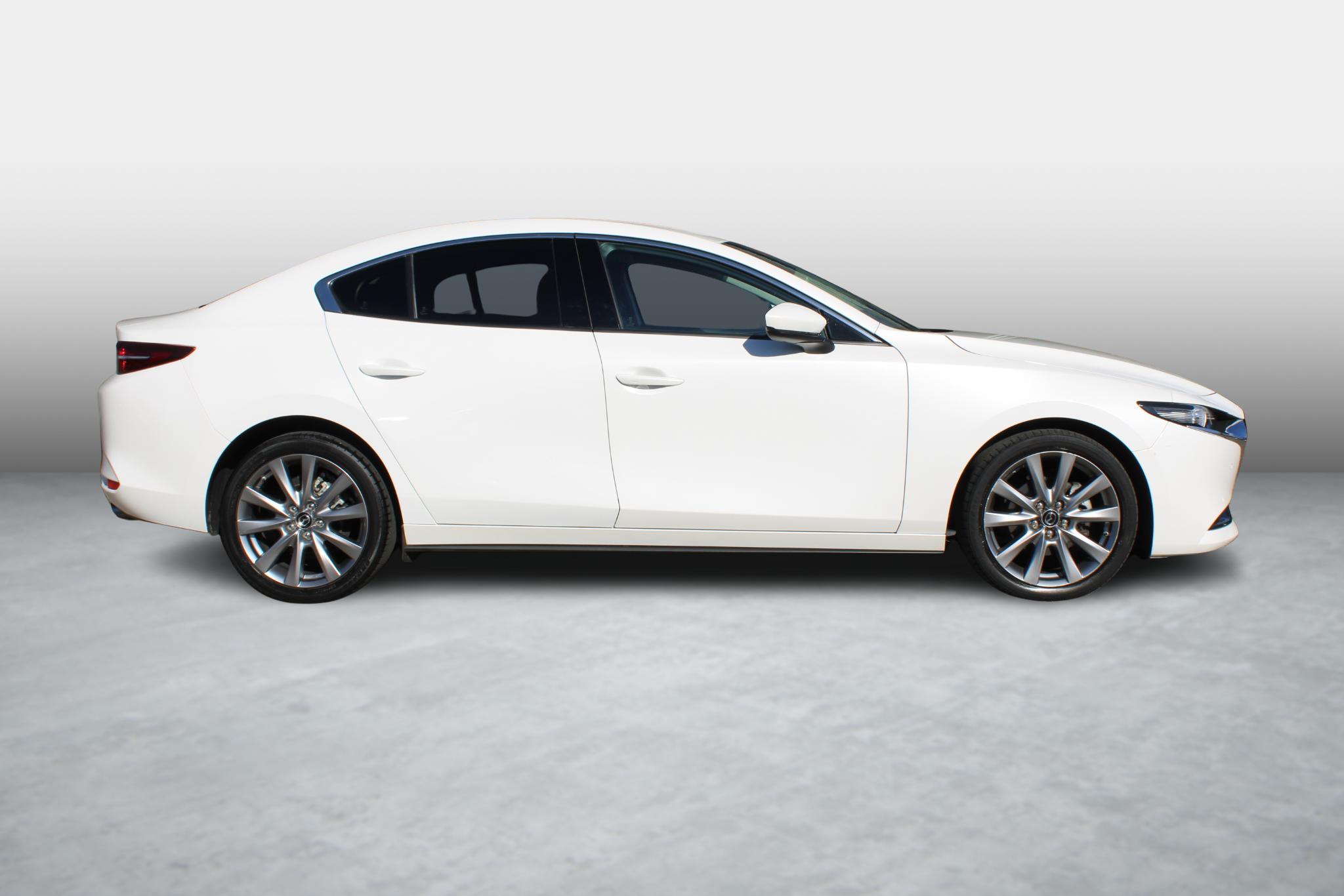 Mazda 3 Sedan 2.0 e-SkyActiv-G 150 M Hybrid Sportive - Afbeelding 4
