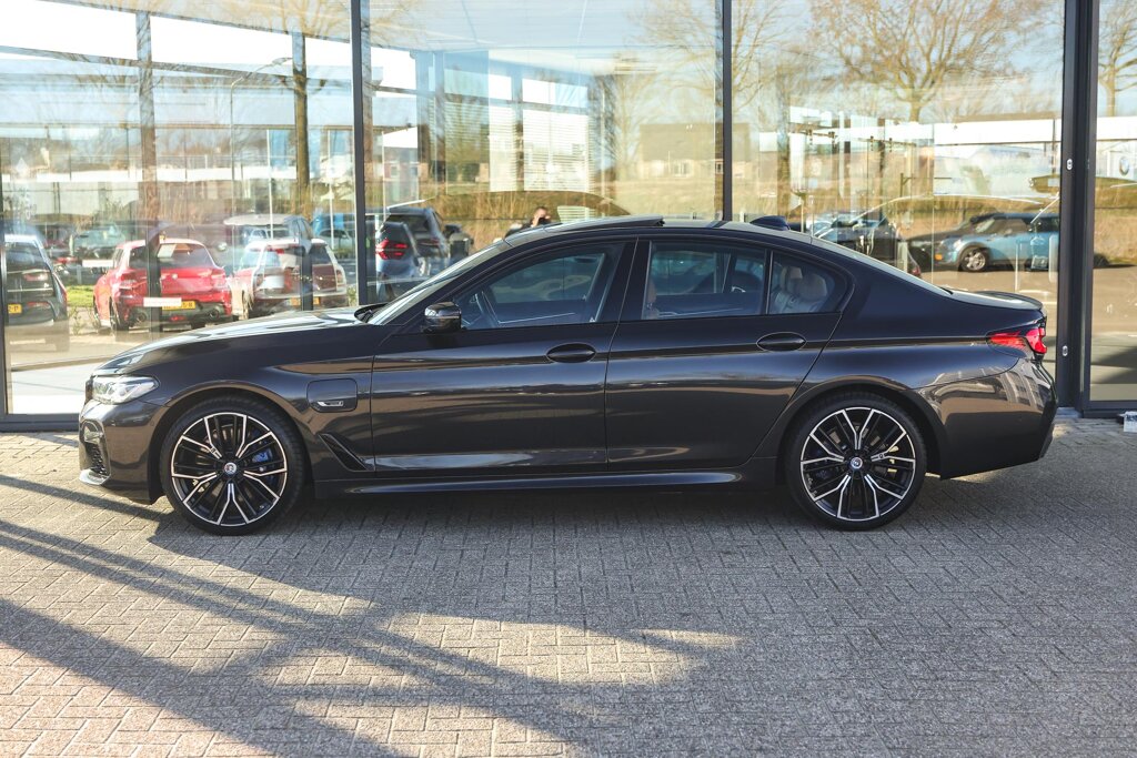 BMW 5 Serie 8