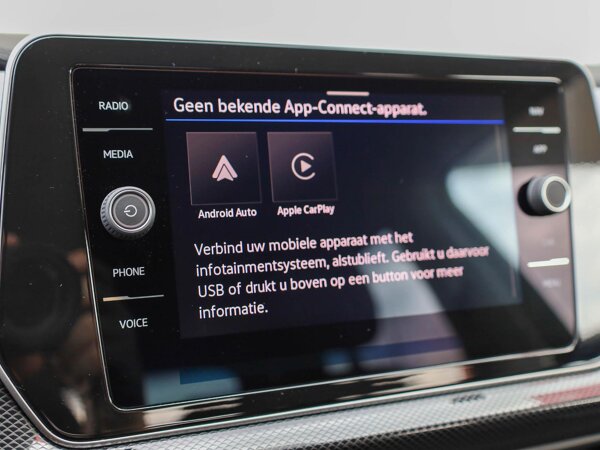 Apple Carplay/Android Auto