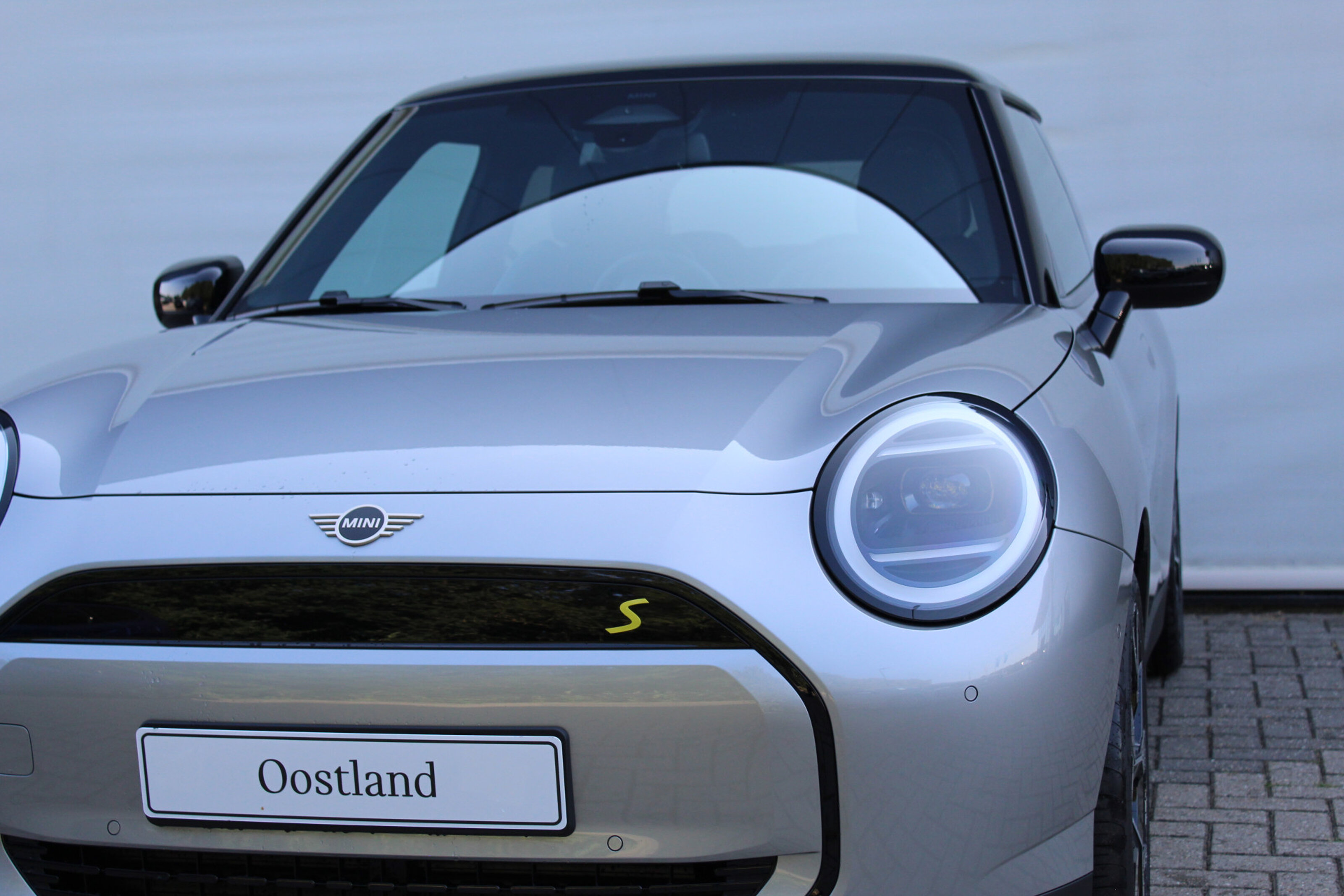 MINI Electric 9