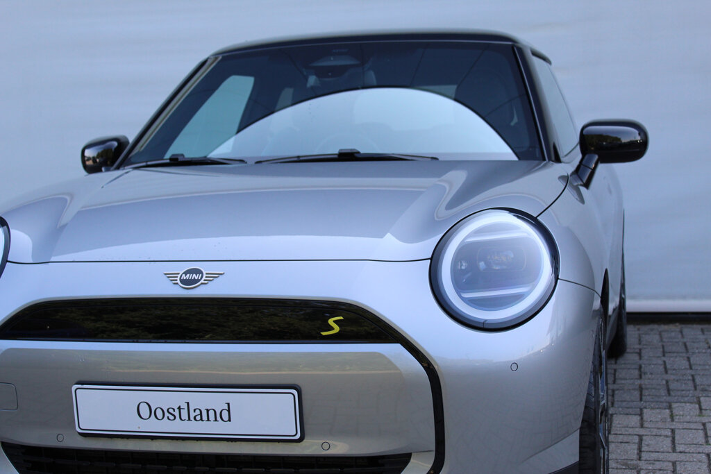 MINI Electric 9